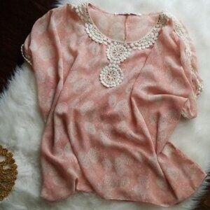 Collective Concepts Nordstrom Semi Sheer Pink White Floral Lace Blouse Size Smal